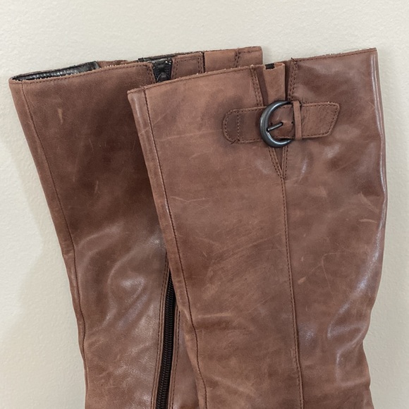 B.O.C womens brown leather boots 8.5 - Picture 2 of 5